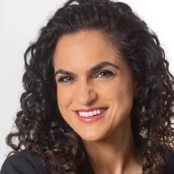 Dr Aaisha Opel