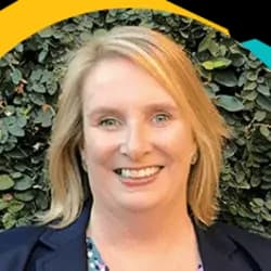 Dr Ciara Earley
