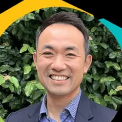 Dr. Kenny Yeoh