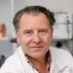 Dr Jan-Alexander Schwab