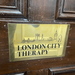 https://www.doctify.com/public/images/athena-uk/practice/images/london-city-therapy/london-city-therapybe8d6c41-2a1f-424d-8659-38662ad31338.png