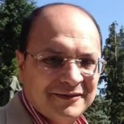 Dr Nader Elgharably