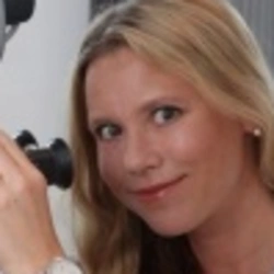 Dr. Susanne Holz