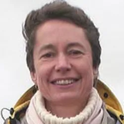Dr Susan Lewis