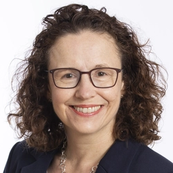 Dr Victoria Swale