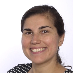 Dr. Silvia Aguilar Duran