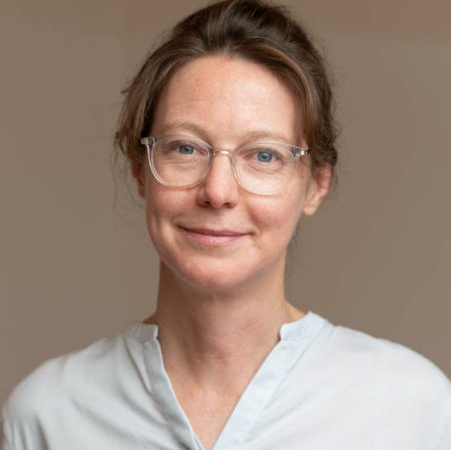 Dr Emma Veysey