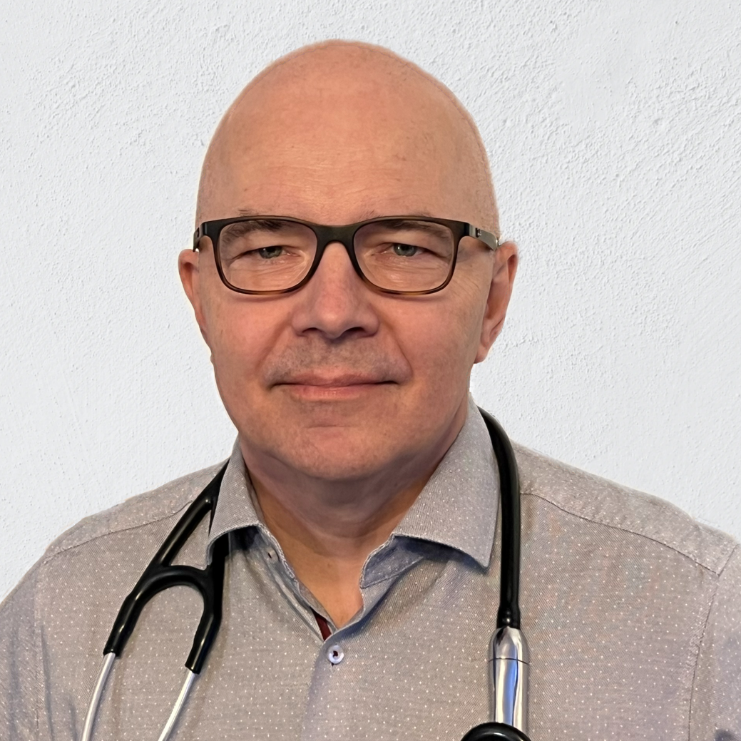 Dr Toomas Sarev